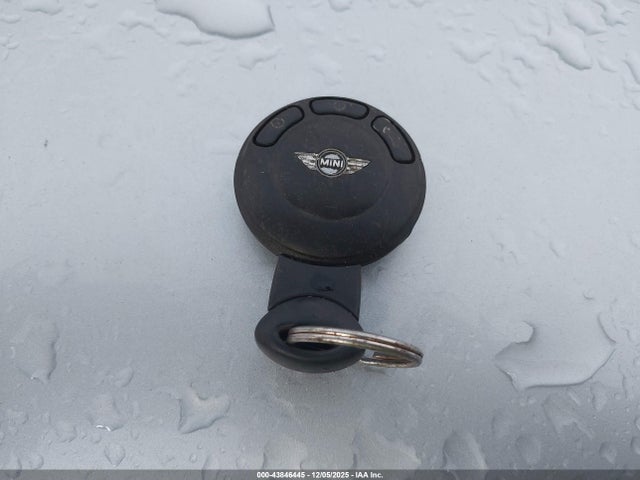 2008 MINI COOPER S WMWMF73538TT87523 Photo 10