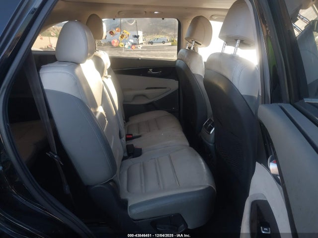 5XYPK4A53HG230339 KIA Sorento 3.3l Sx