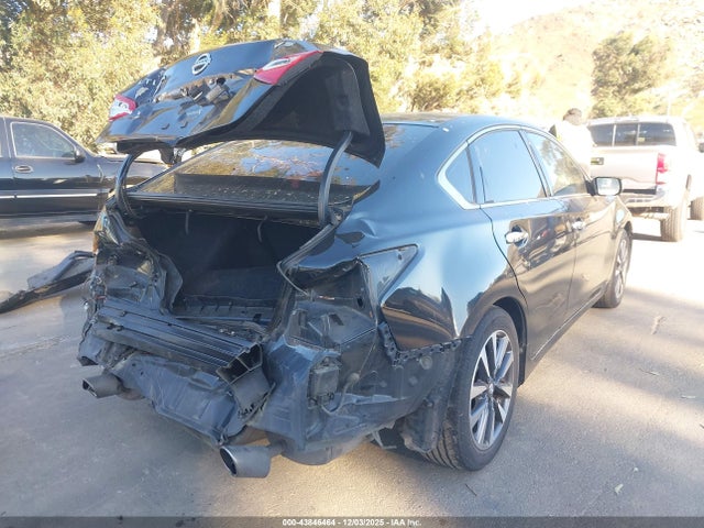 1N4AL3AP8HC179428 Nissan Altima 2.5 Sv