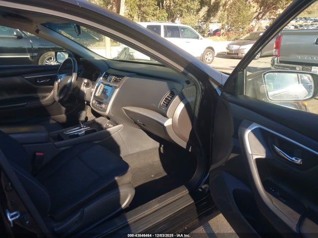 1N4AL3AP8HC179428 Nissan Altima 2.5 Sv