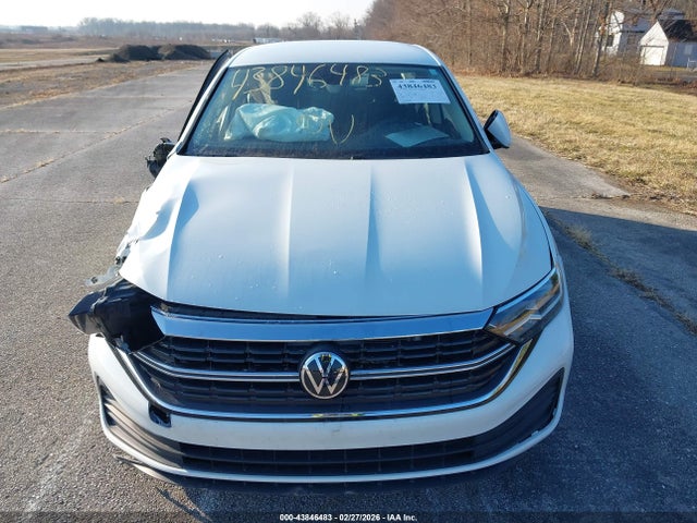 43846483 :رقم المزاد ، 3VW5M7BUXRM084144 vin ، 2024 Volkswagen Jetta 1.5t S مزاد بيع
