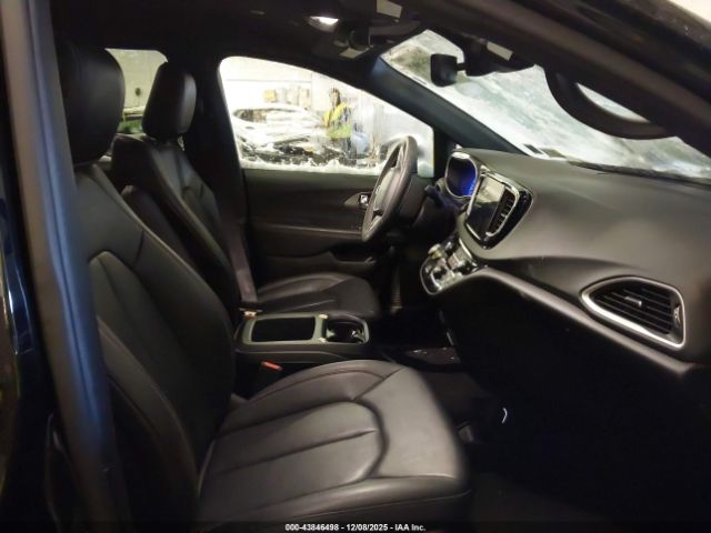 2025 CHRYSLER PACIFICA 2C4RC1BG5SR531993 Photo 4