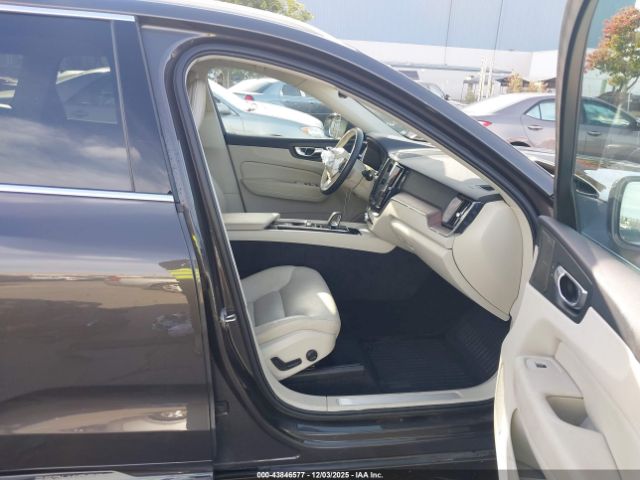 2022 VOLVO XC60 RECHARGE PLUG-IN HYBRID YV4BR0DZ0N1996017 Photo 4