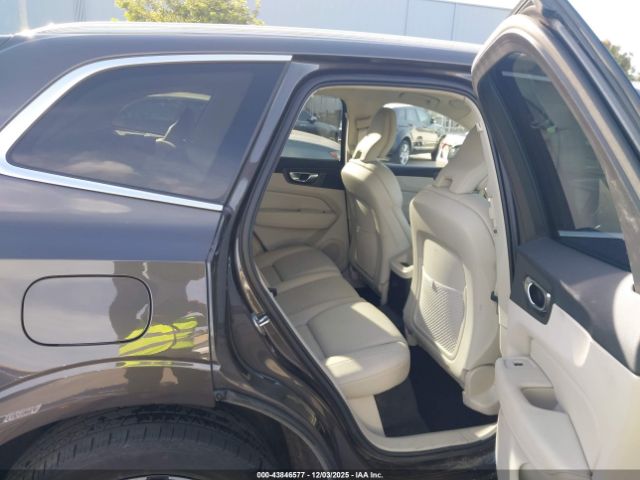 2022 VOLVO XC60 RECHARGE PLUG-IN HYBRID YV4BR0DZ0N1996017 Photo 7