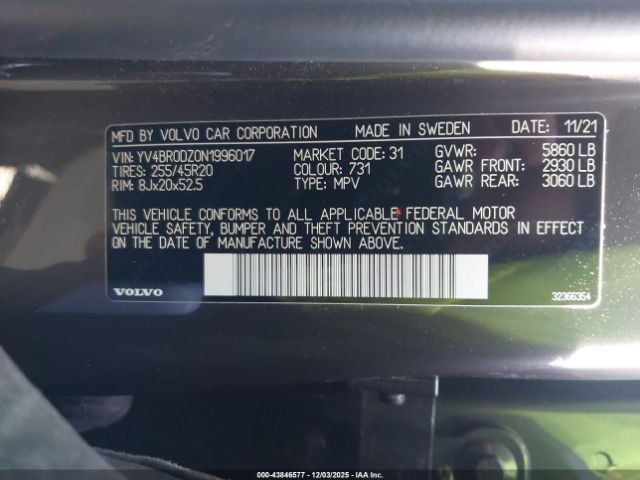 2022 VOLVO XC60 RECHARGE PLUG-IN HYBRID YV4BR0DZ0N1996017 Photo 8