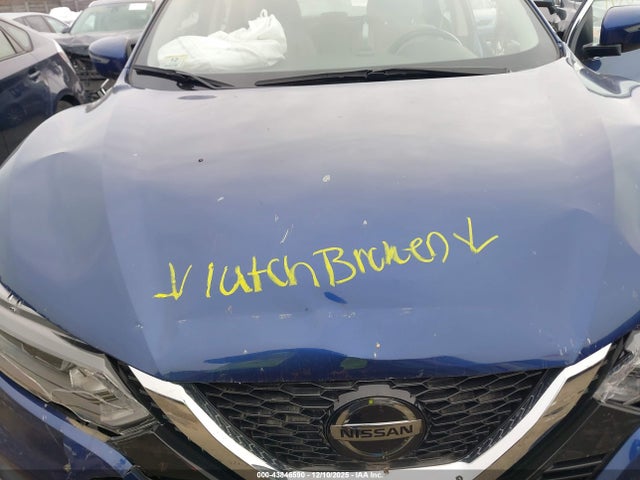 JN1BJ1BW9MW445534 Nissan Rogue Sport Sv Awd Xtronic Cvt