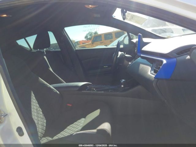 2020 TOYOTA C-HR JTNKHMBX9L1073168 Photo 4