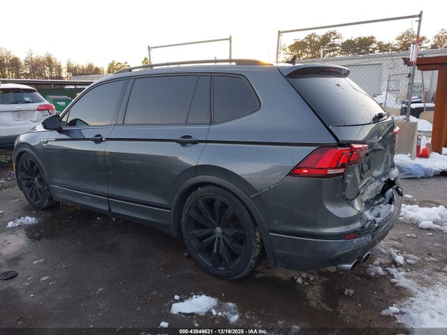 2020 VOLKSWAGEN TIGUAN 3VV2B7AX3LM070781 Photo 2