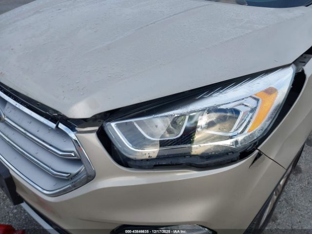 2017 FORD ESCAPE 1FMCU0JDXHUE72581 Photo 5