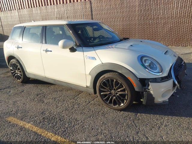 2020 MINI CLUBMAN WMWLV7C09L2M25581