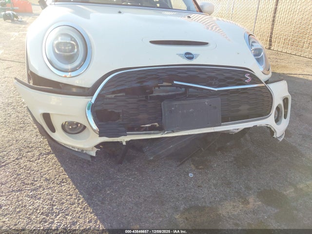 2020 MINI CLUBMAN WMWLV7C09L2M25581 Photo 5