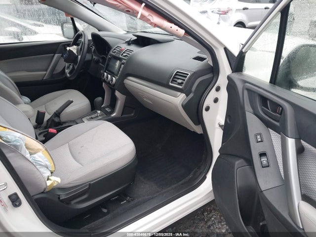 Subaru Forester 2.5i Premium 2017 JF2SJAGC7HH435589 Image 17