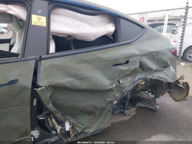 2020 TESLA MODEL Y 5YJYGDEE1LF058523 Photo 5