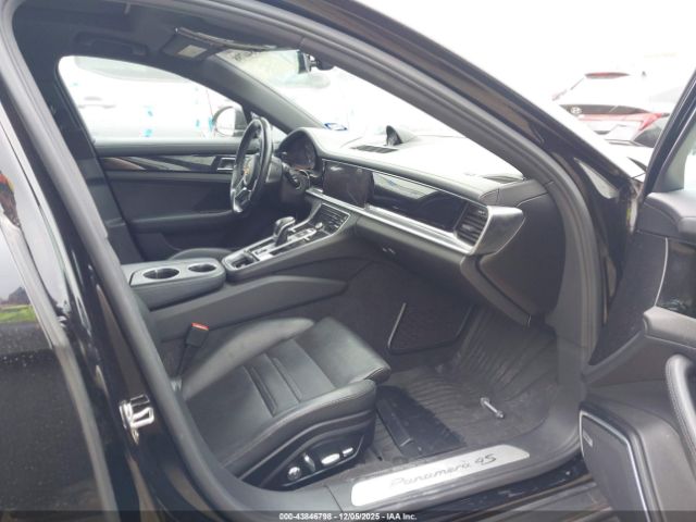 2018 PORSCHE PANAMERA WP0AB2A73JL136807 Photo 4