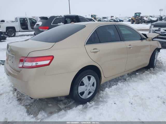 2011 Toyota Camry Le მანქანა იყიდება აუქციონზე, vin: 4T1BF3EK1BU768967, აუქციონის ნომერი: 43846801