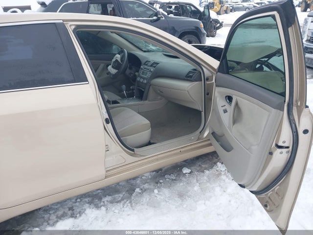 2011 Toyota Camry Le მანქანა იყიდება აუქციონზე, vin: 4T1BF3EK1BU768967, აუქციონის ნომერი: 43846801