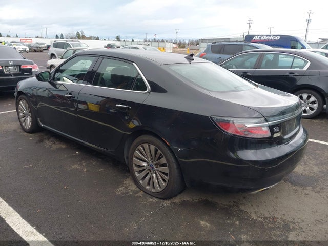 2010 SAAB 9-5 YS3GR4BJ8A4001952 Photo 2