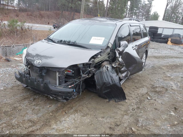 Продажа на аукционе авто 2011 Toyota Sienna Limited V6, vin: 5TDYK3DC0BS092150, номер лота: 43846855
