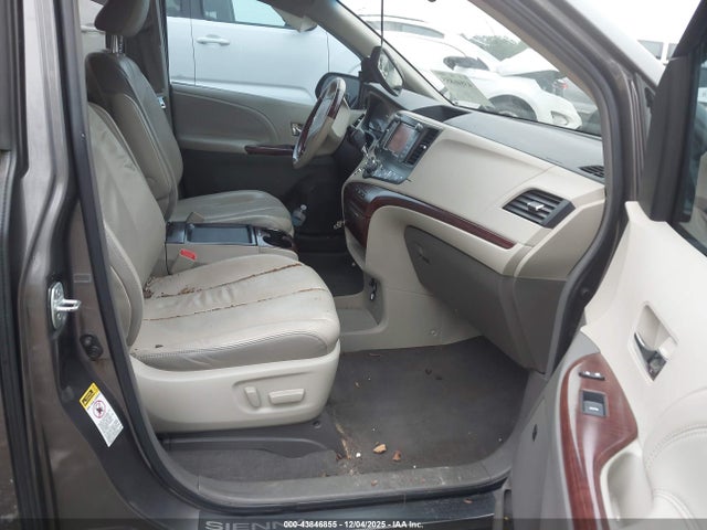 Продажа на аукционе авто 2011 Toyota Sienna Limited V6, vin: 5TDYK3DC0BS092150, номер лота: 43846855