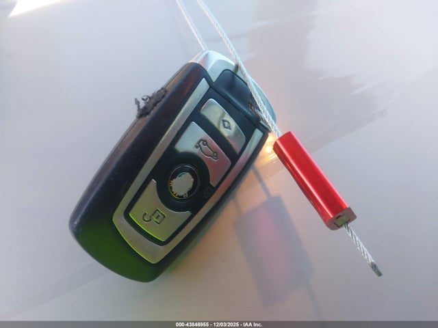 2011 BMW 750I WBAKA8C59BCY36156 Photo 10