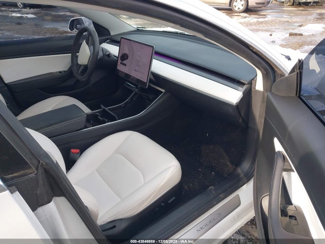2020 TESLA MODEL 3 5YJ3E1EB0LF795894 Photo 4