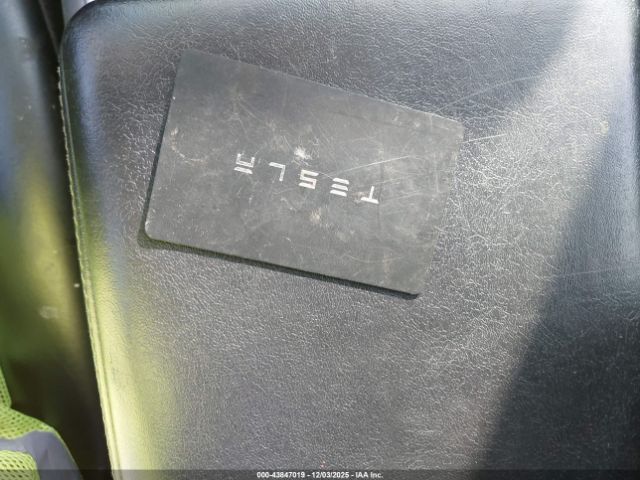 2018 TESLA MODEL 3 5YJ3E1EA7JF011683 Photo 10