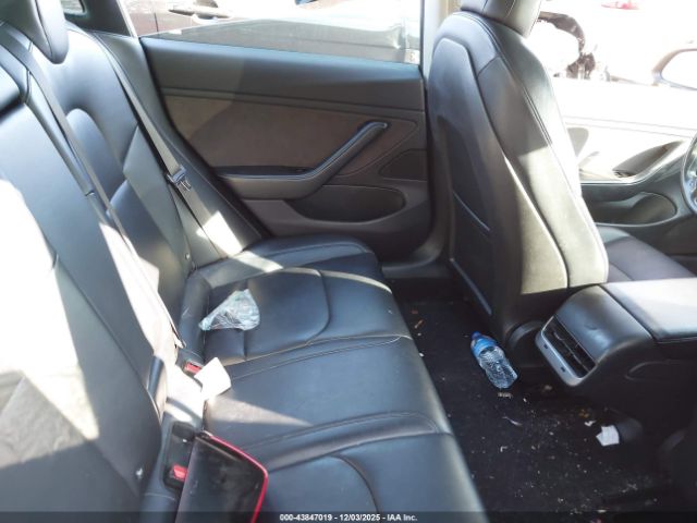 2018 TESLA MODEL 3 5YJ3E1EA7JF011683 Photo 7