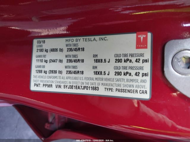 2018 TESLA MODEL 3 5YJ3E1EA7JF011683 Photo 8