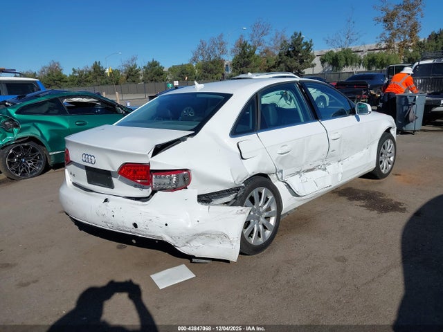 2011 AUDI A4 WAUEFAFL0BN036396 Photo 3
