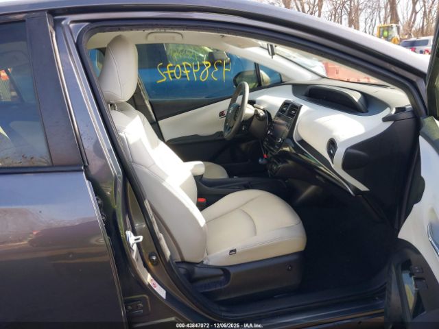 2021 TOYOTA PRIUS JTDKAMFU2M3136688 Photo 4