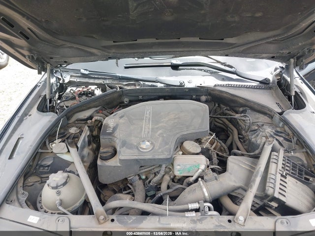 43847105 :رقم المزاد ، WBAXG5C58DDY31076 vin ، 2013 Bmw 528i مزاد بيع