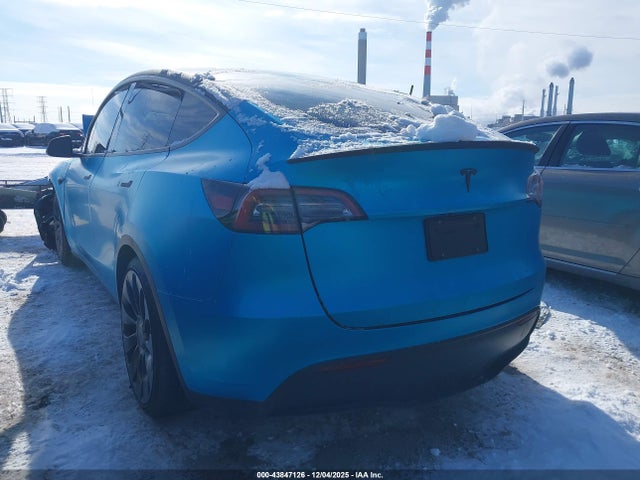 Продажа на аукционе авто 2022 Tesla Model Y Performance Dual Motor All-wheel Drive, vin: 7SAYGDEF9NF383287, номер лота: 43847126