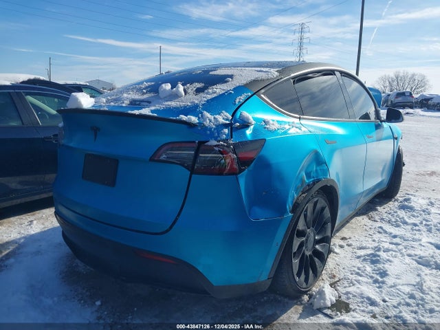 Продажа на аукционе авто 2022 Tesla Model Y Performance Dual Motor All-wheel Drive, vin: 7SAYGDEF9NF383287, номер лота: 43847126