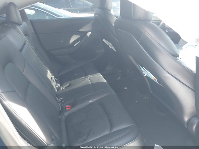 Продажа на аукционе авто 2022 Tesla Model Y Performance Dual Motor All-wheel Drive, vin: 7SAYGDEF9NF383287, номер лота: 43847126