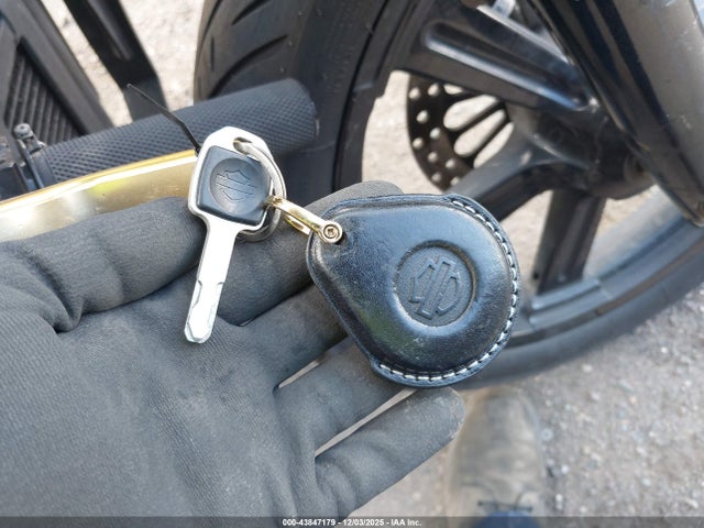 2022 HARLEY-DAVIDSON FXBBS 1HD1YYK28NB066770 Photo 10