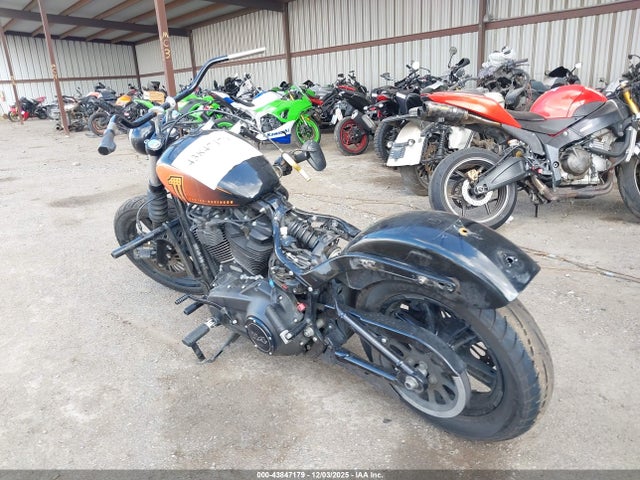 2022 HARLEY-DAVIDSON FXBBS 1HD1YYK28NB066770 Photo 2