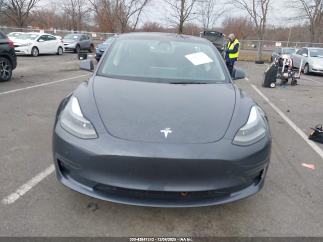 Tesla Model 3 Rear-wheel Drive 2023 5YJ3E1EA7PF670839 Image 12