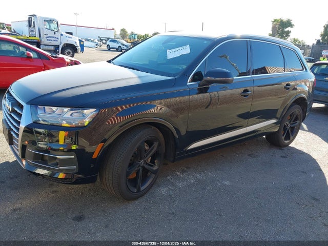 2019 AUDI Q7 WA1VAAF76KD000748 Photo 5
