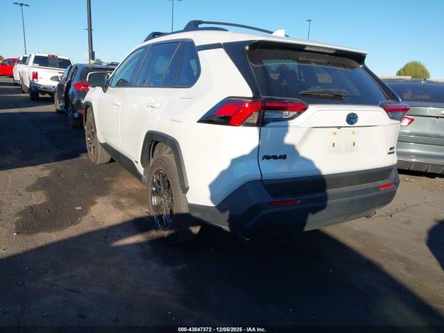 2024 TOYOTA RAV4 HYBRID JTMB6RFV5RJ047787 Photo 2