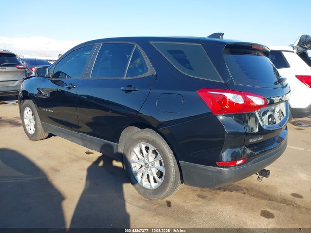 2021 CHEVROLET EQUINOX 2GNAXHEV3M6134282 Photo 2