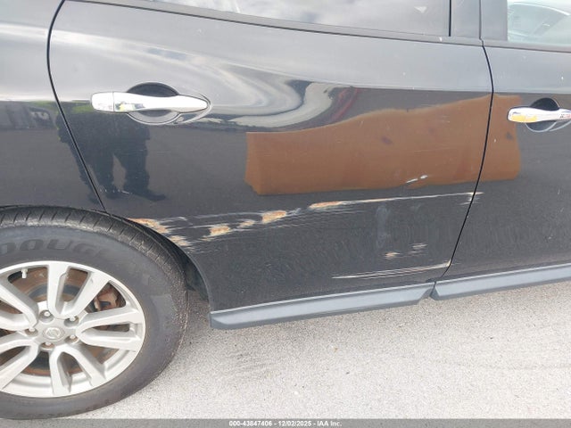 Продажа на аукционе авто 2016 Nissan Pathfinder Platinum/s/sl/sv, vin: 5N1AR2MN8GC661002, номер лота: 43847406