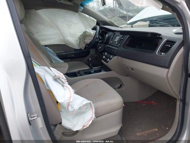 KNDMA5C17G6174588 KIA Sedona L