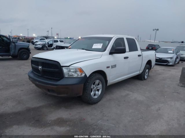 2018 RAM 1500 3C6RR7KT5JG178391 Photo 1