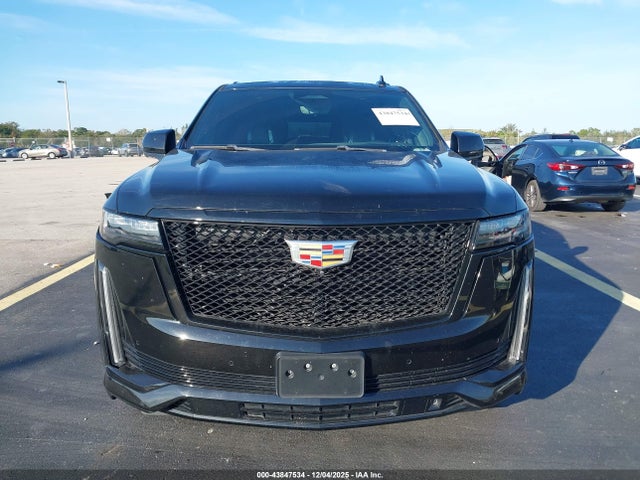 43847534 :رقم المزاد ، 1GYS4RKL8NR201084 vin ، 2022 Cadillac Escalade Esv 4wd Sport Platinum مزاد بيع