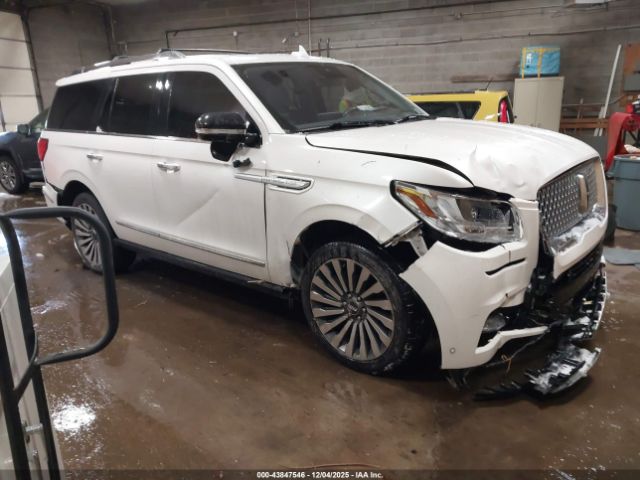 2018 LINCOLN NAVIGATOR 5LMJJ2LT8JEL14270