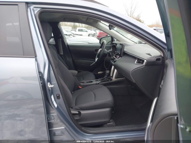 2022 TOYOTA COROLLA CROSS 7MUCAABG1NV022254 Photo 4