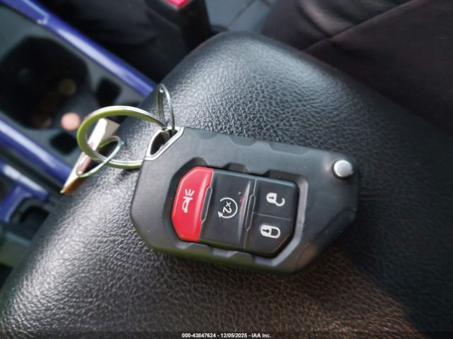 2022 JEEP WRANGLER UNLIMITED 1C4HJXDG8NW253040 Photo 10