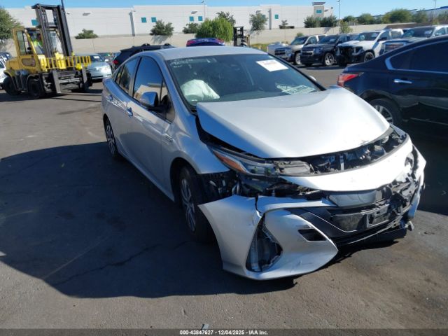 2021 TOYOTA PRIUS PRIME JTDKAMFP6M3174421