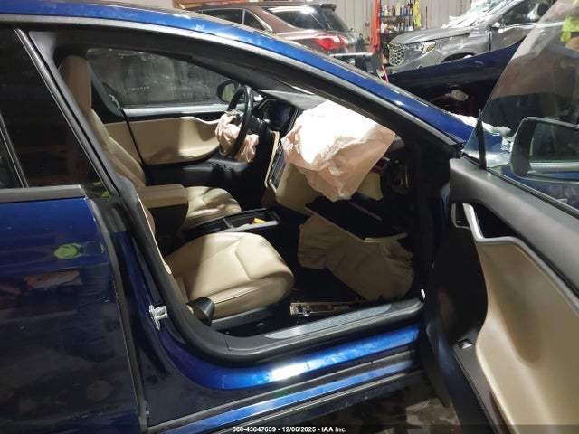 2016 TESLA MODEL S 5YJSA1E29GF155339 Photo 4