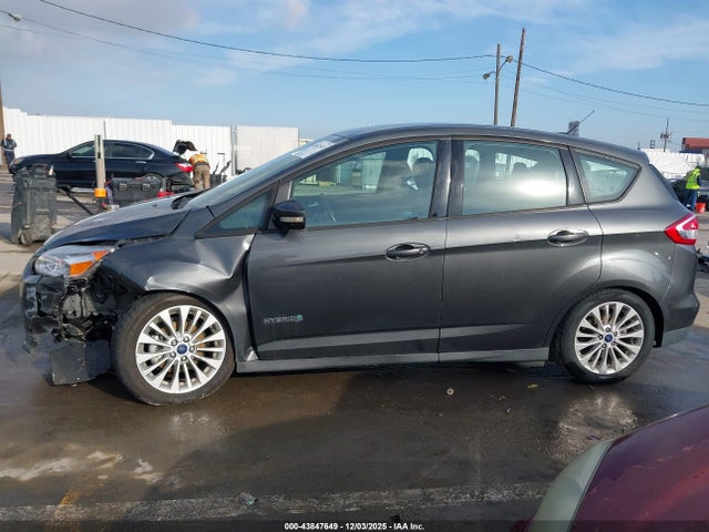 1FADP5AU9HL107088 Ford C-max Hybrid Se